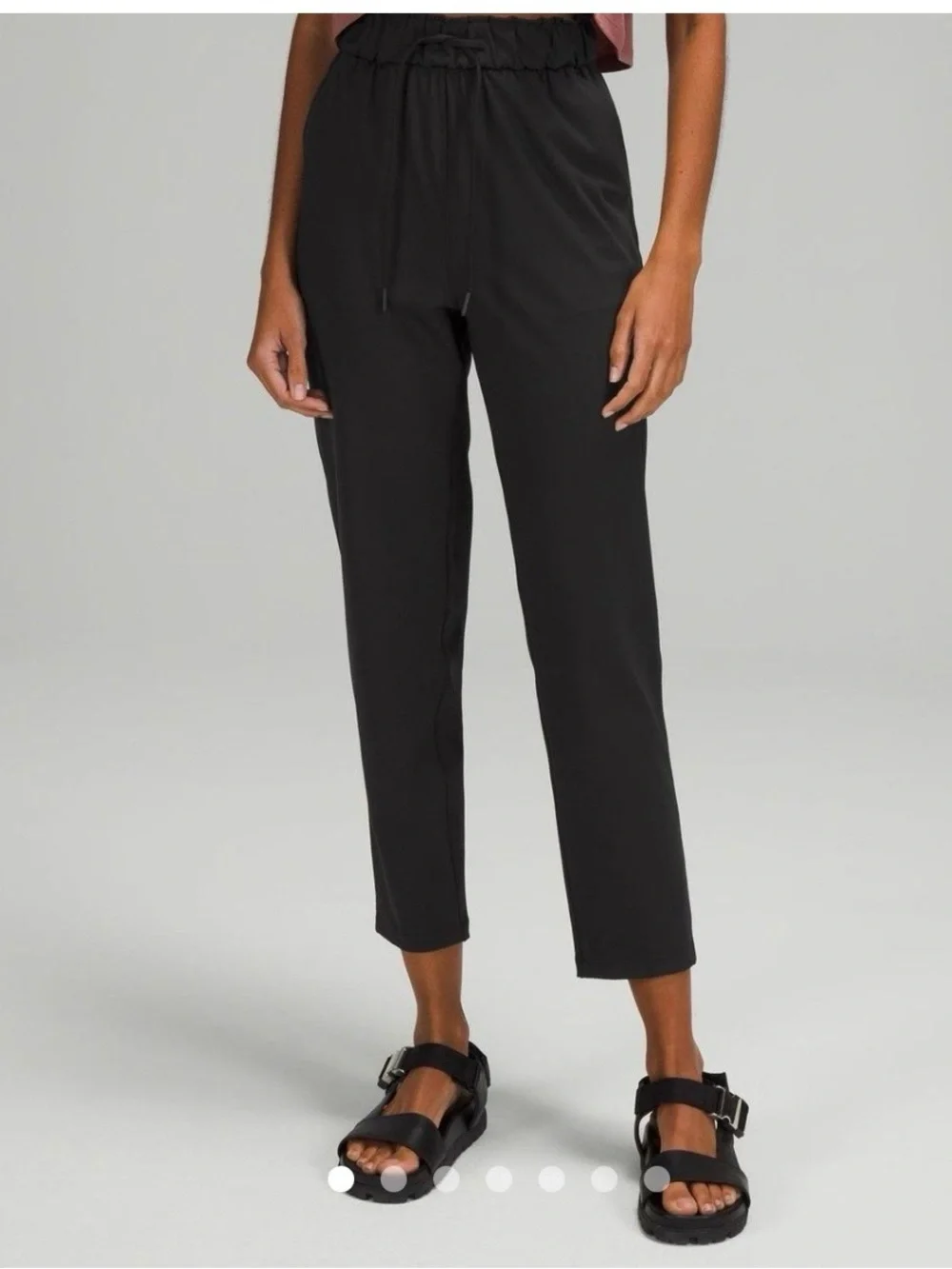 Women’s on the fly sleek drawstring pant Navy